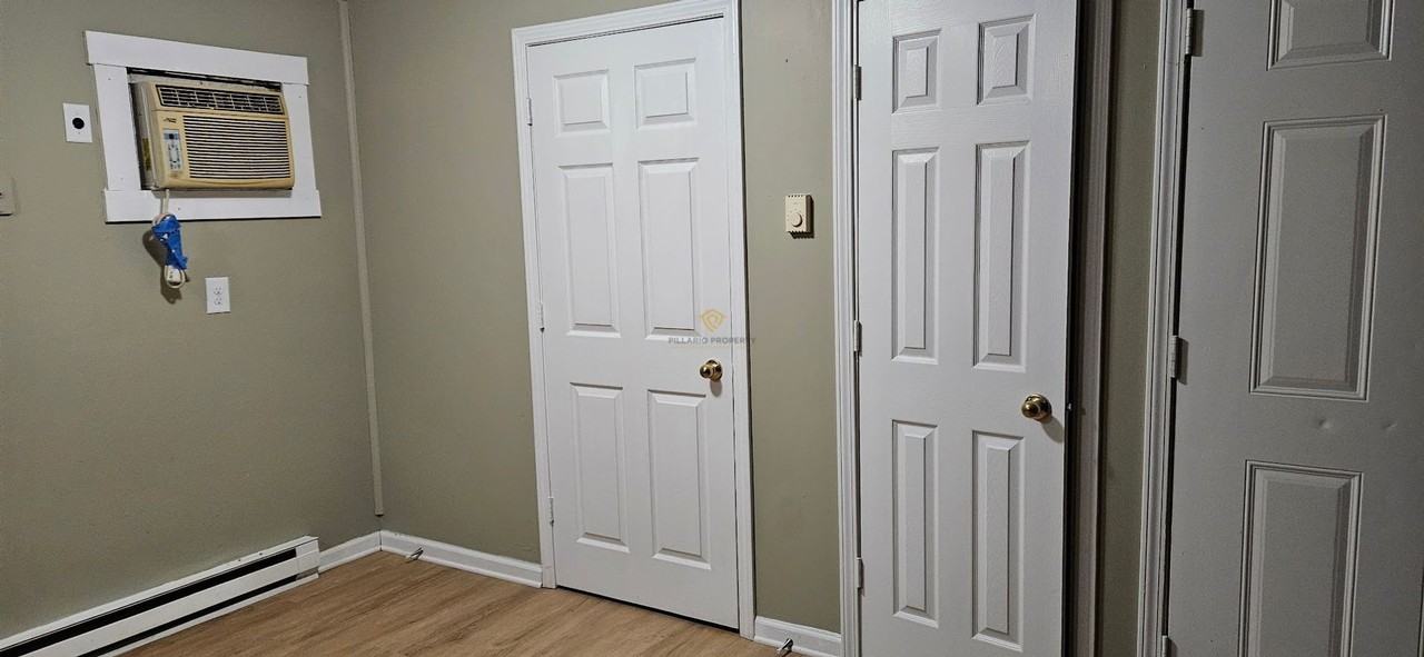 Georgetown Apartments - Photo 6 of 9