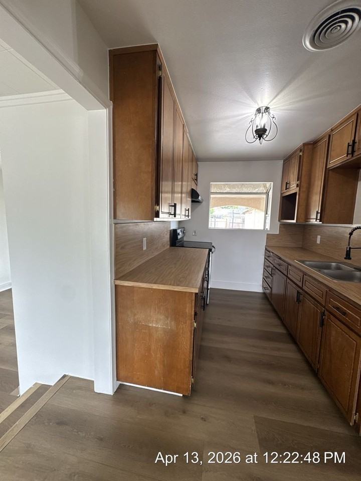 786 E North Way - Photo 7 of 23