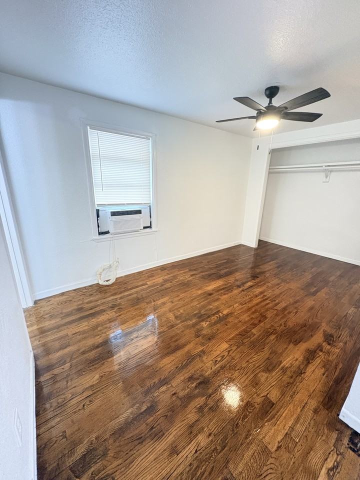 704 Baylor St #1 - Photo 2 of 4