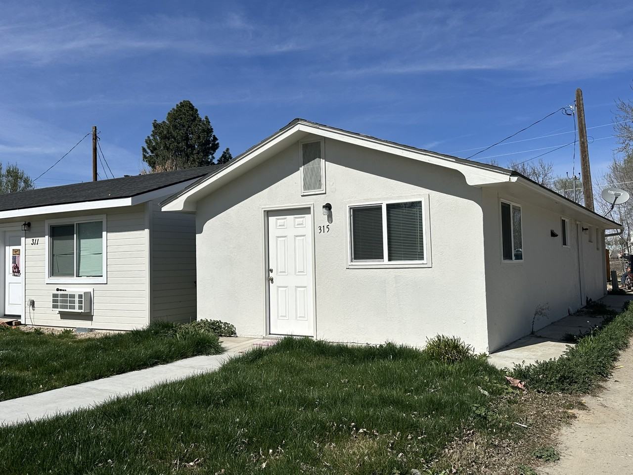 315 E Idaho St #315 - Photo 2 of 17