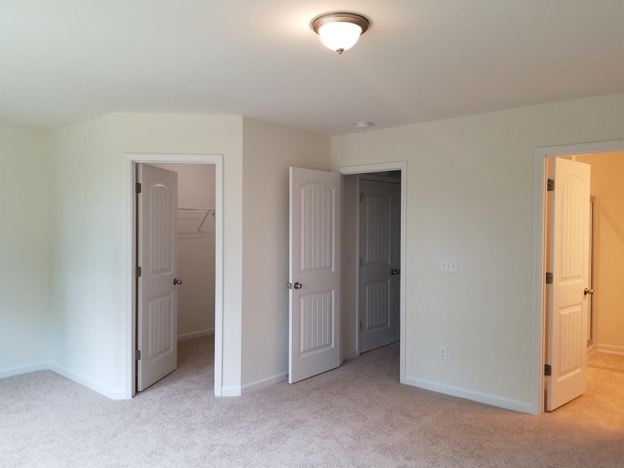 49 E Grove Point Dr #1 - Photo 7 of 15