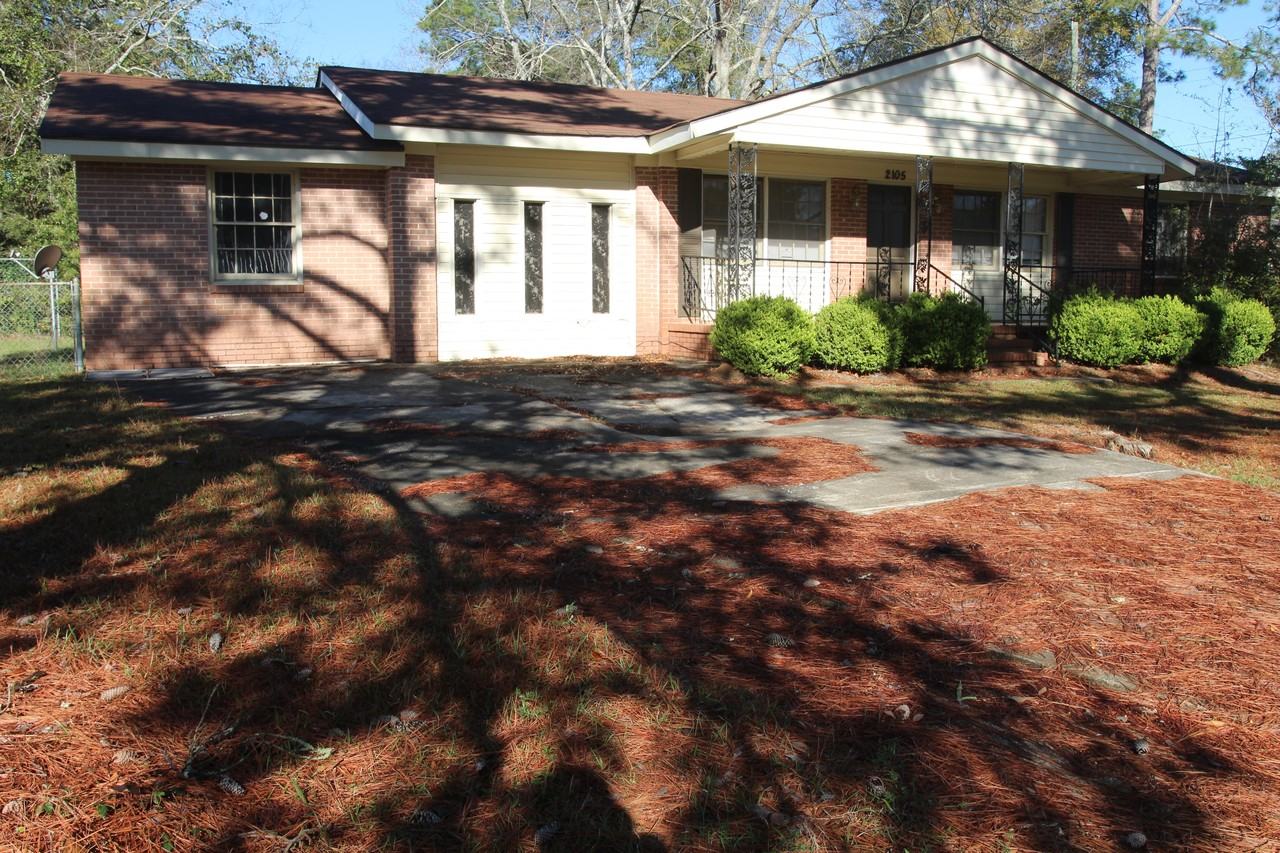 2105 Evergreen Dr #1 - Photo 2 of 9