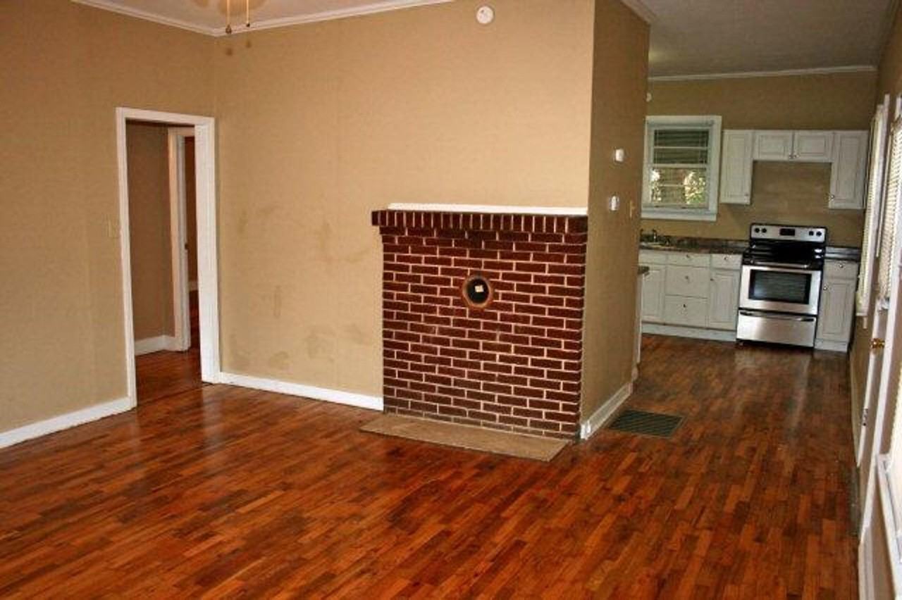 472 Whitehall Rd - Photo 6 of 9