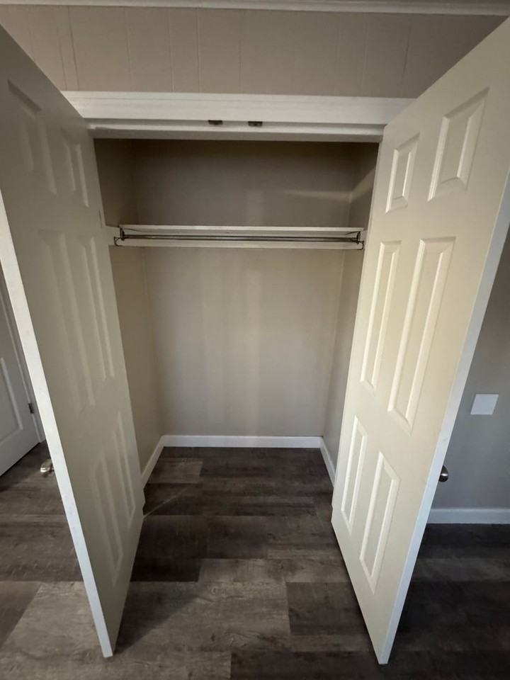 101-103 Green Oaks Drive - Photo 6 of 8