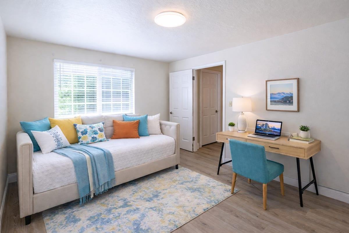 14575 Bancroft Ave - Photo 7 of 9