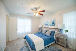 4031 Thousand Oaks Dr - Photo 1 of 1