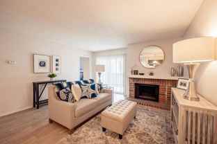 4031 Thousand Oaks Dr - Photo 1 of 1