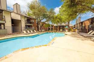 4031 Thousand Oaks Dr - Photo 1 of 1