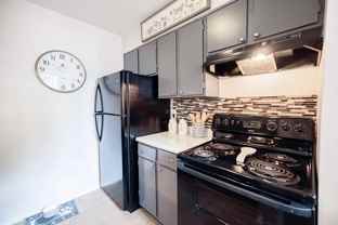 4031 Thousand Oaks Dr - Photo 1 of 1