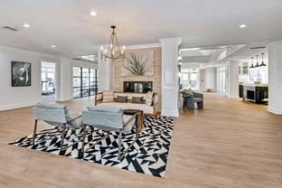 8340 N Tryon St - Photo 1 of 1