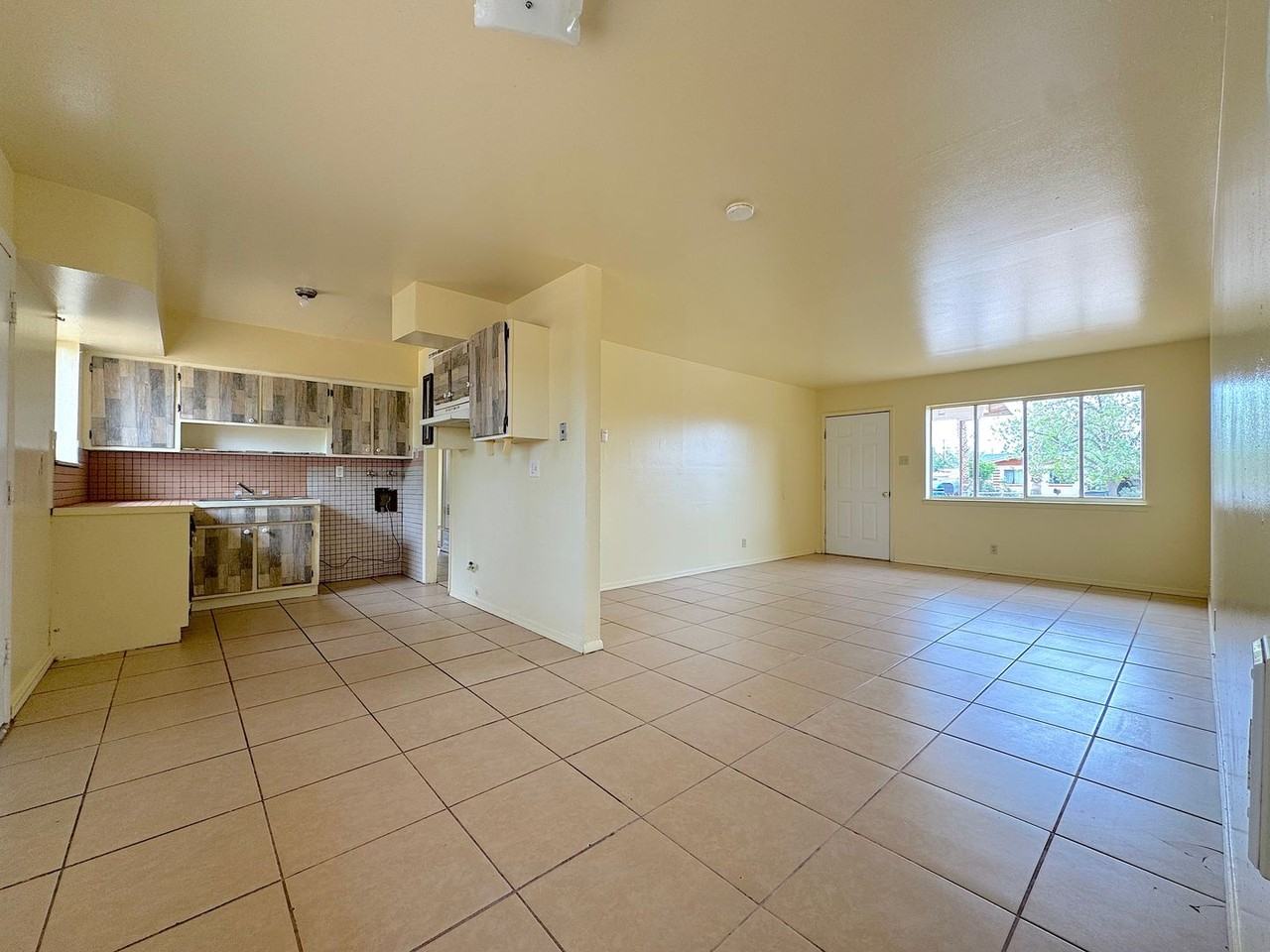 5741 Arrowhead Dr - Photo 7 of 18