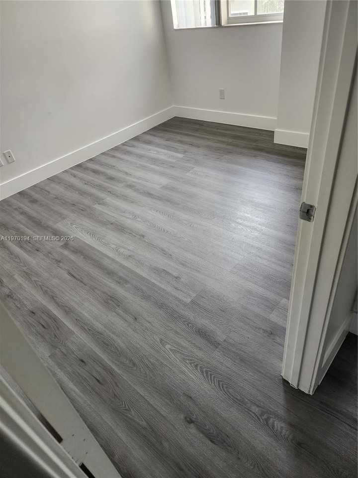 2615 Southwest 81st Terrace #2617 - Photo 7 of 12