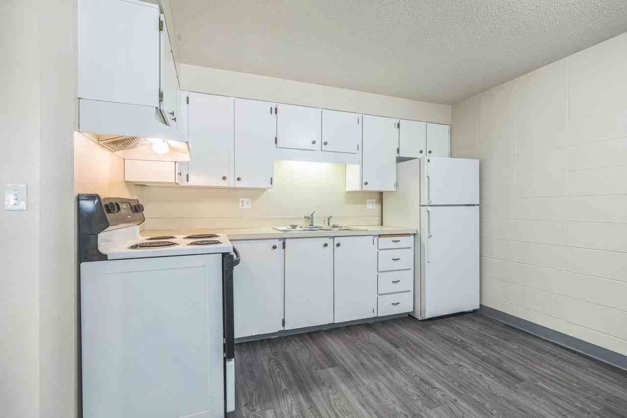 The Oaks Apartments - Photo 7 of 29