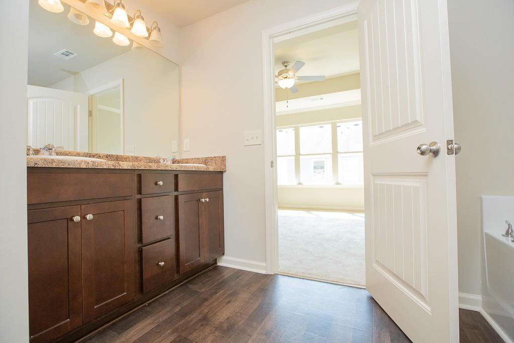 370 Turtle Creek Dr #1 - Photo 5 of 17