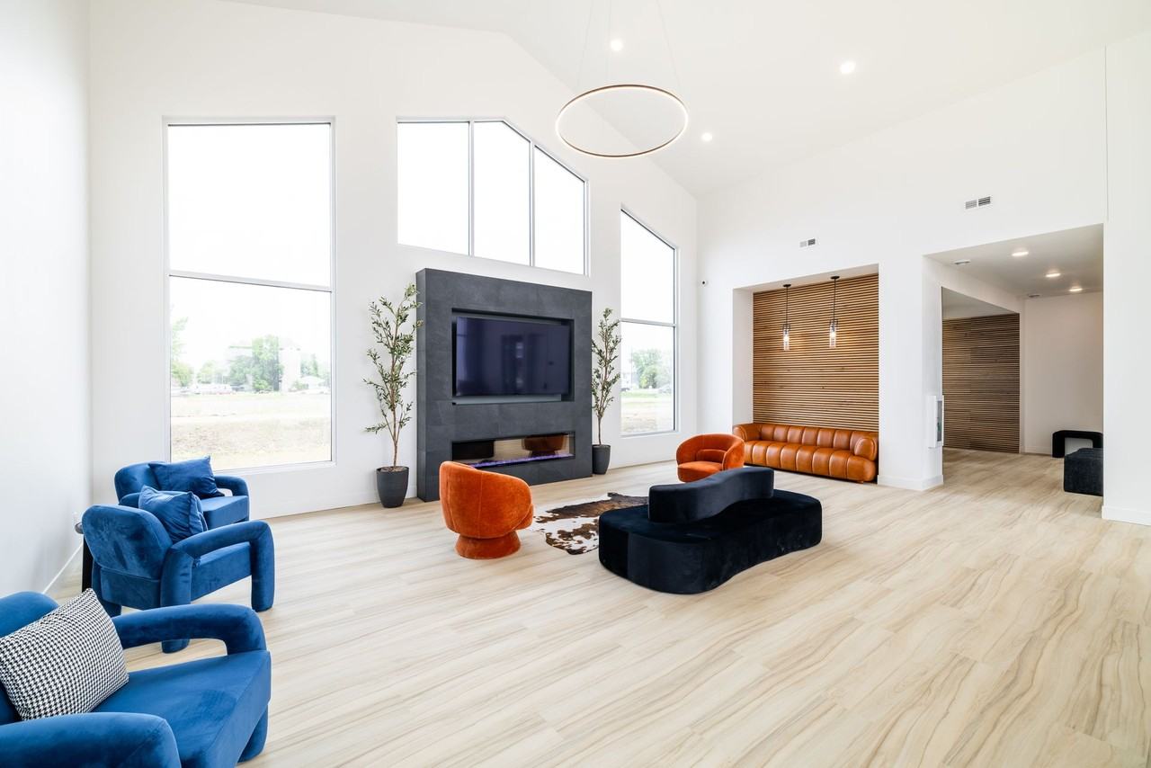 4501 E Bison Trail - Photo 4 of 16