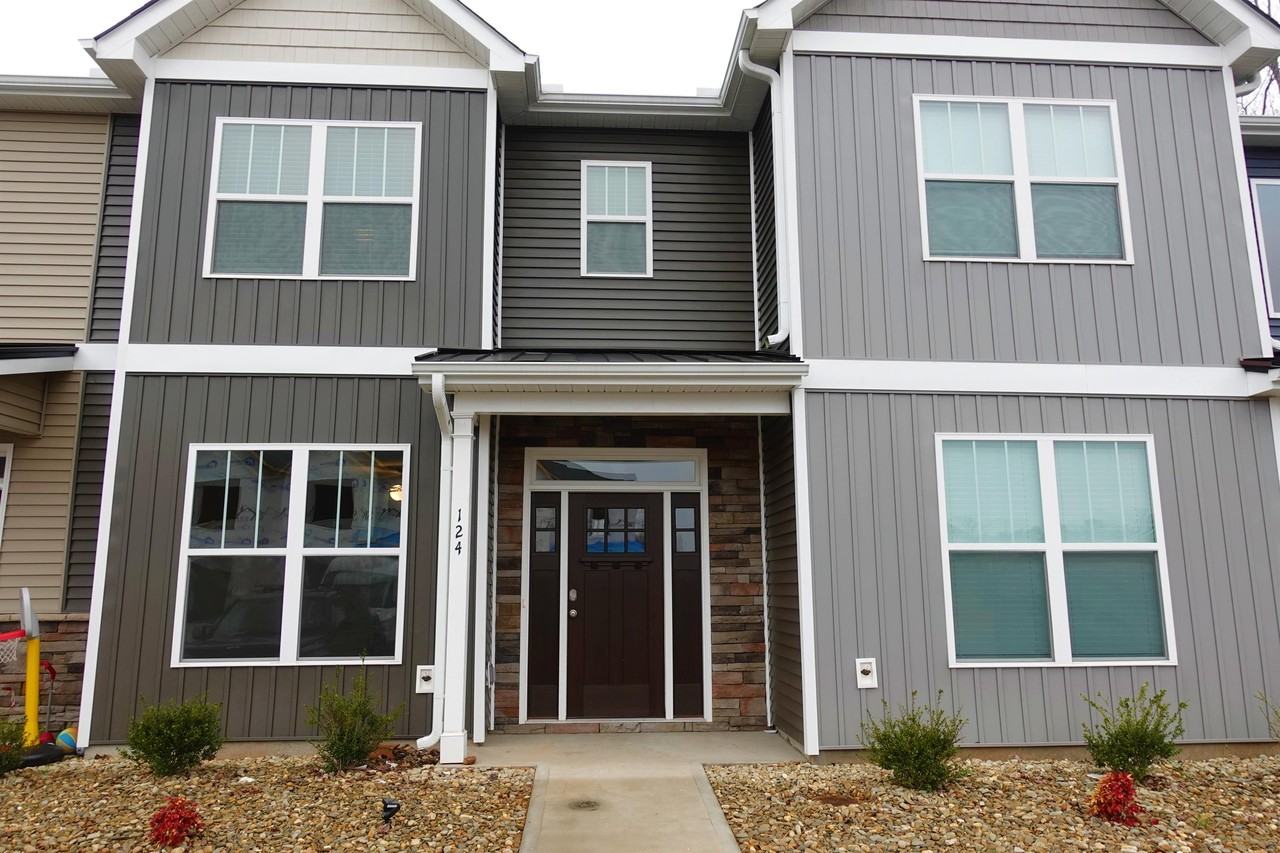 124 Creekland Way #1 - Photo 3 of 27