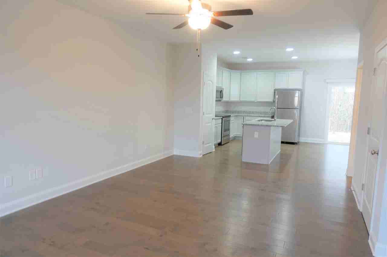 124 Creekland Way #1 - Photo 5 of 27