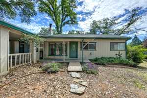 featured image of 3210 Manzanita Ln