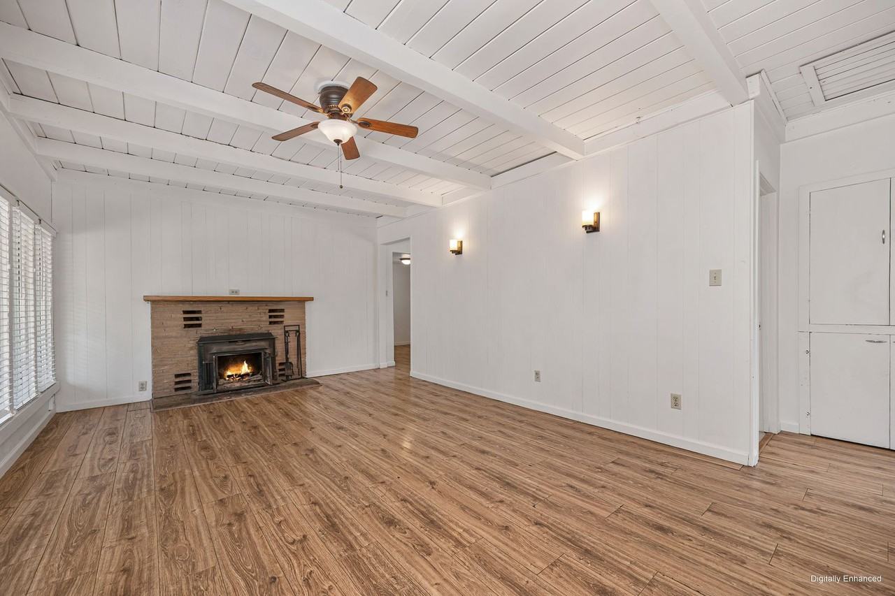 3210 Manzanita Ln - Photo 7 of 24