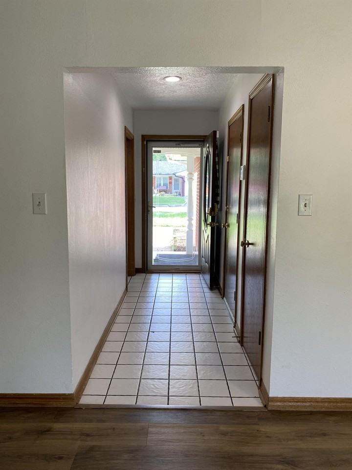 227 W Ridge Rd #1 - Photo 2 of 15