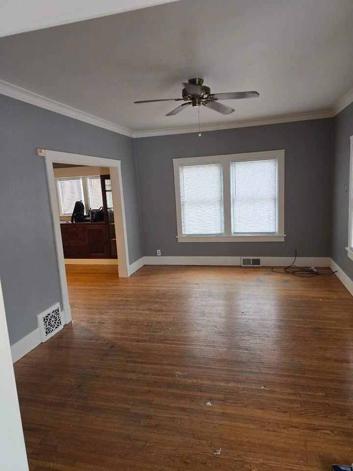 1318 N Machin Ave #1 - Photo 2 of 10