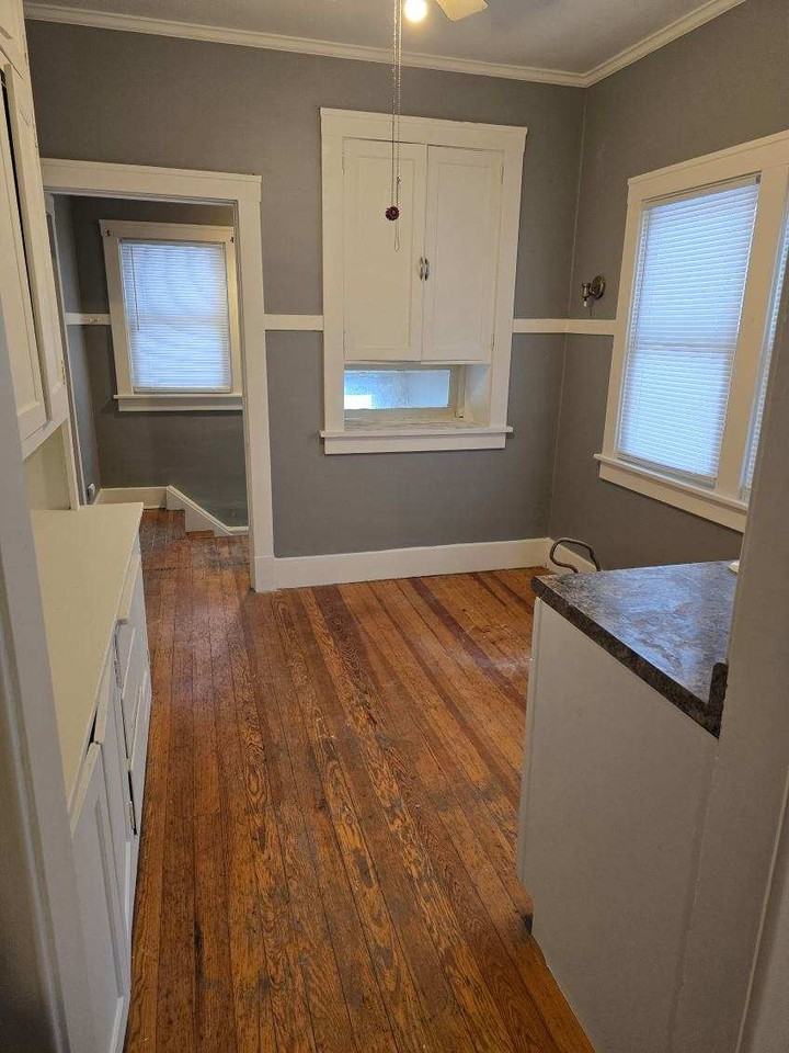 1318 N Machin Ave #1 - Photo 7 of 10