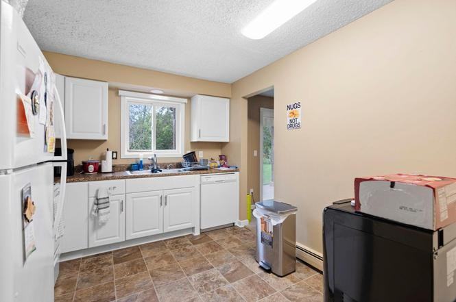 16947 Garcia Way W #2 - Photo 5 of 17