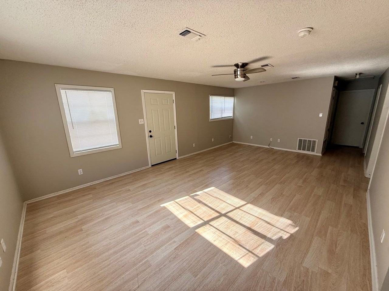 3200 Meador Rd - Photo 3 of 17