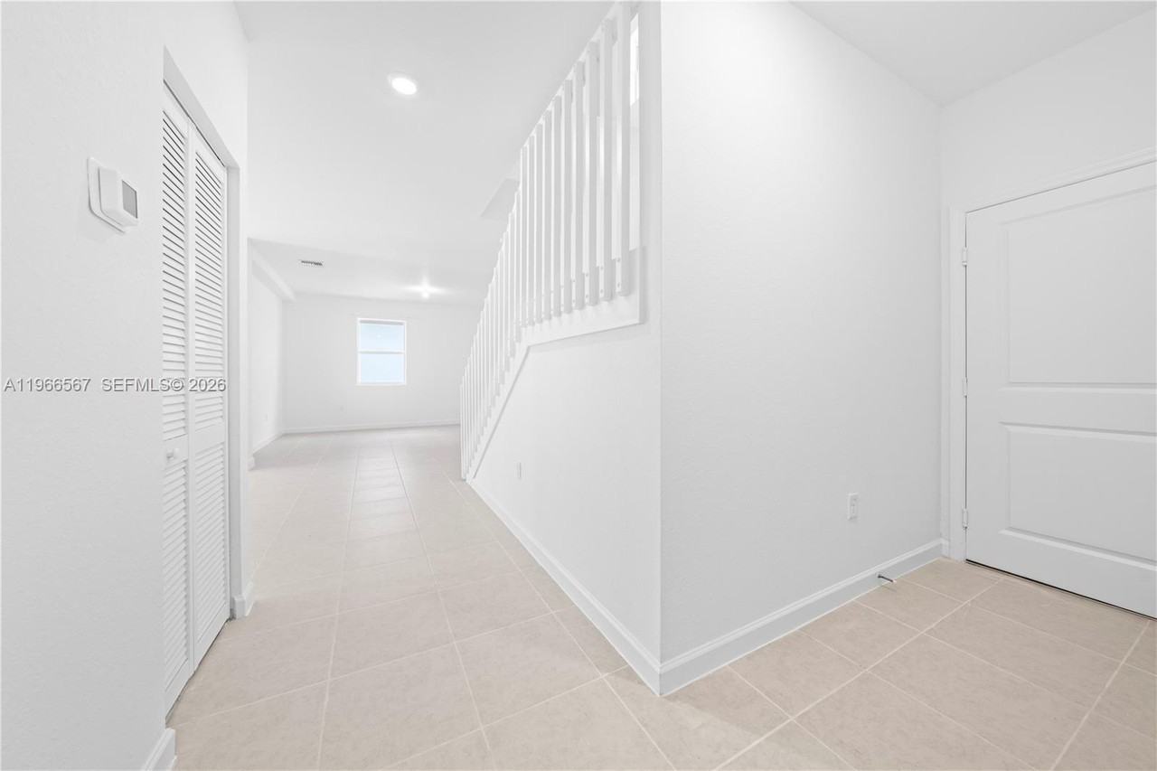 2442 Southeast 30th Street #2442 - Photo 2 of 36