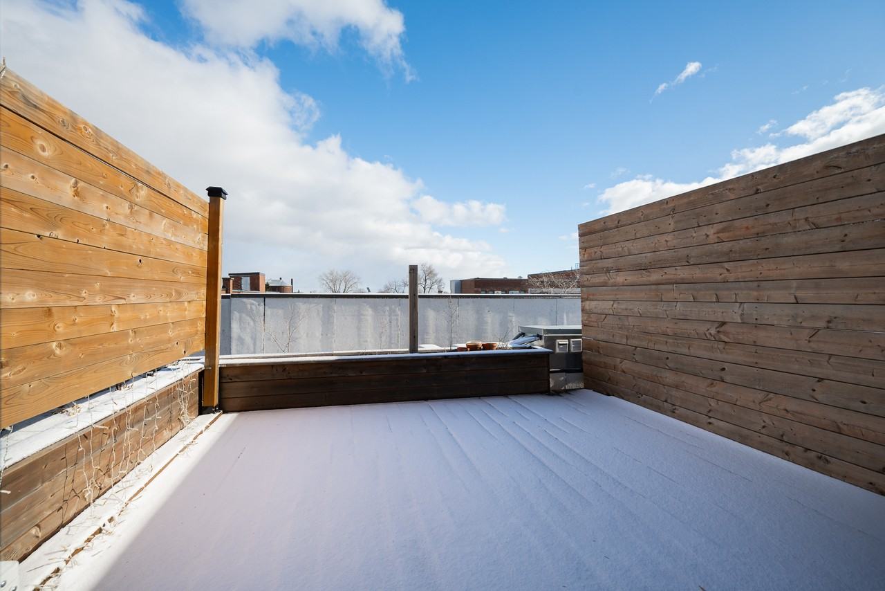 6728 Boulevard Saint-Laurent #306 - Photo 4 of 9