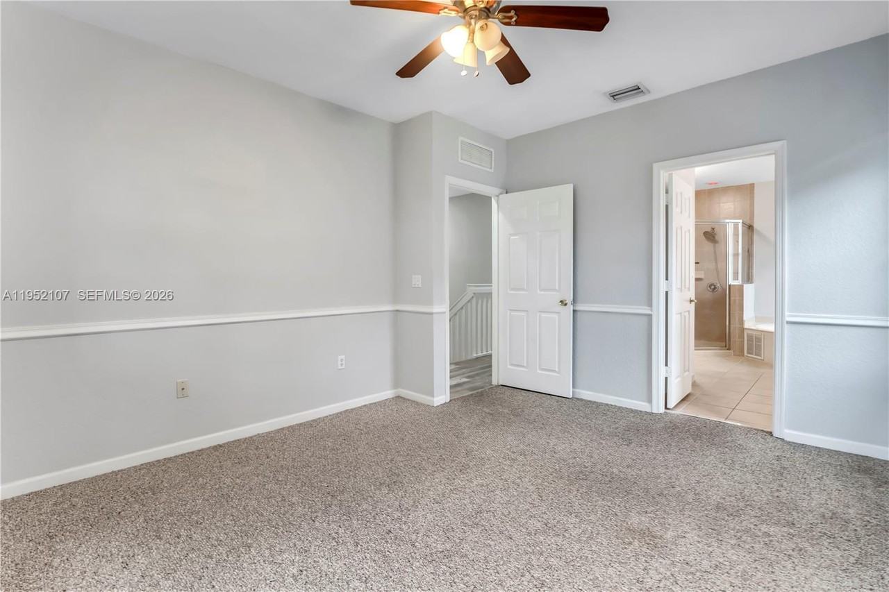 2540 Southwest 85th Terrace - Photo 6 of 13