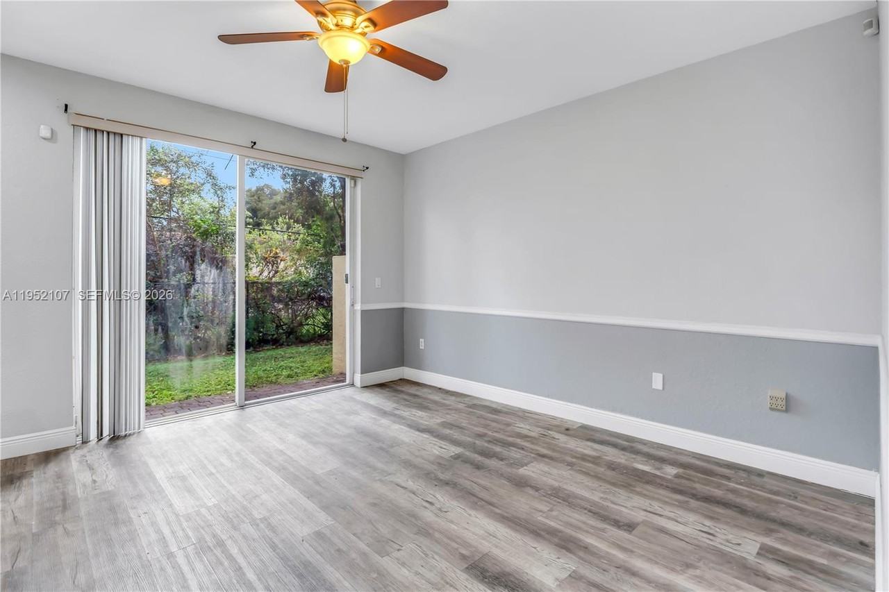 2540 Southwest 85th Terrace - Photo 7 of 13