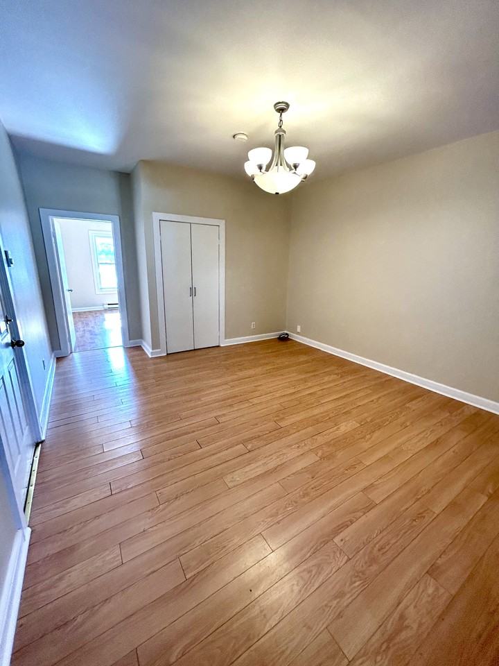 140A Gower St #1 - Photo 2 of 8