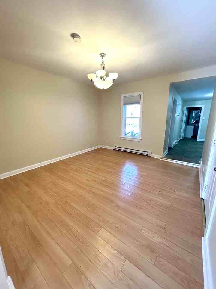 140A Gower St #1 - Photo 3 of 8