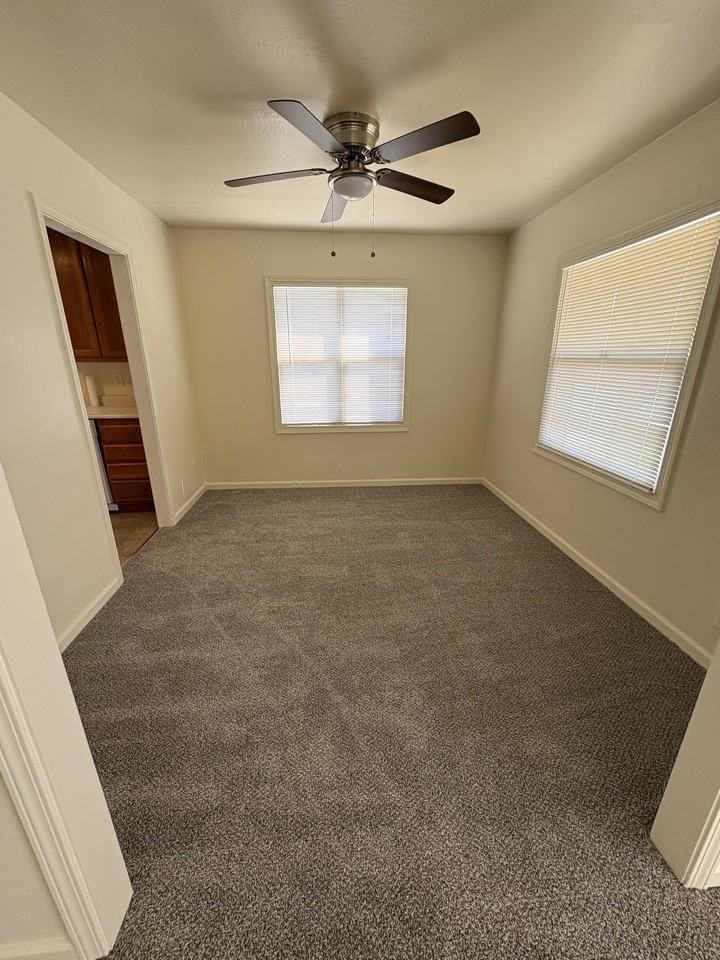 401 Ainsley Ave #1 - Photo 7 of 21