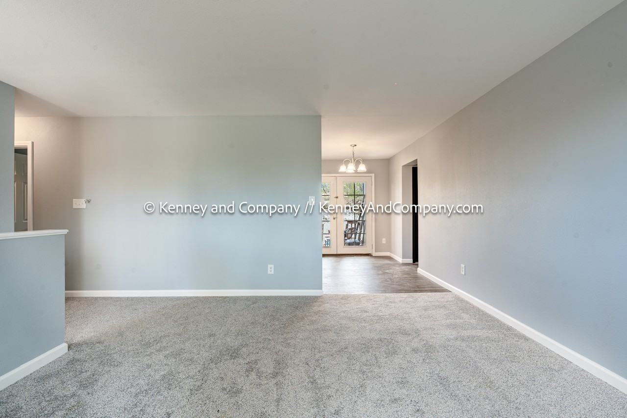 1421 Querida Dr #1 - Photo 4 of 28