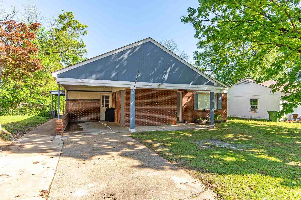 1024 Grenada Dr #1 - Photo 3 of 36