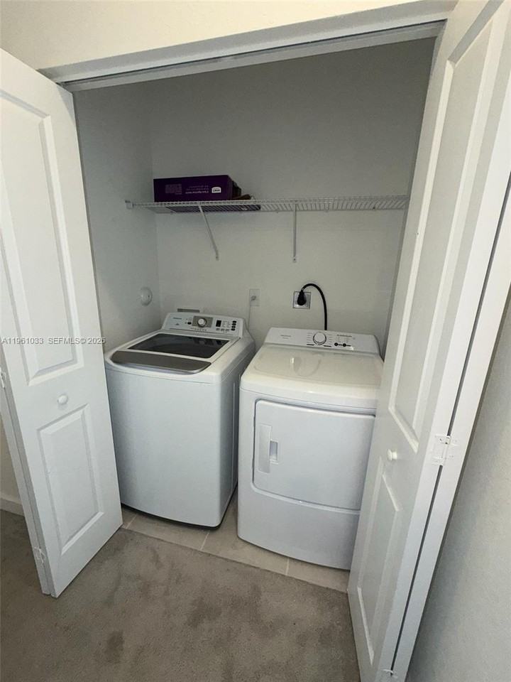 679 Southeast 13th Street Circle #679 - Photo 5 of 21