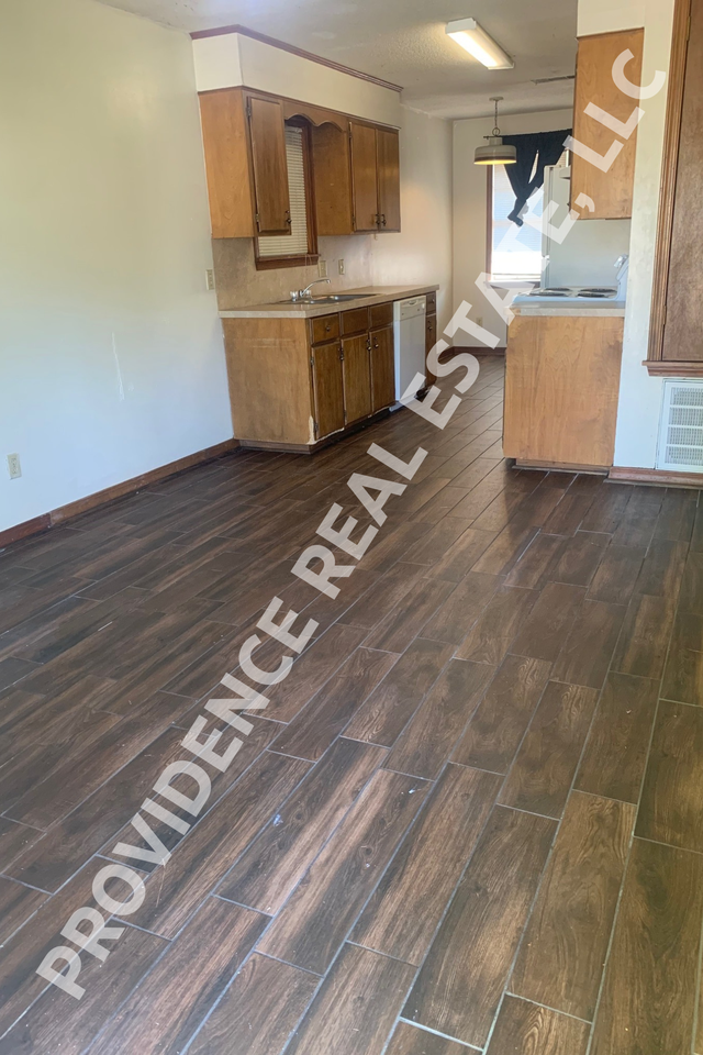 1000 Sybil Dr #1 - Photo 2 of 9