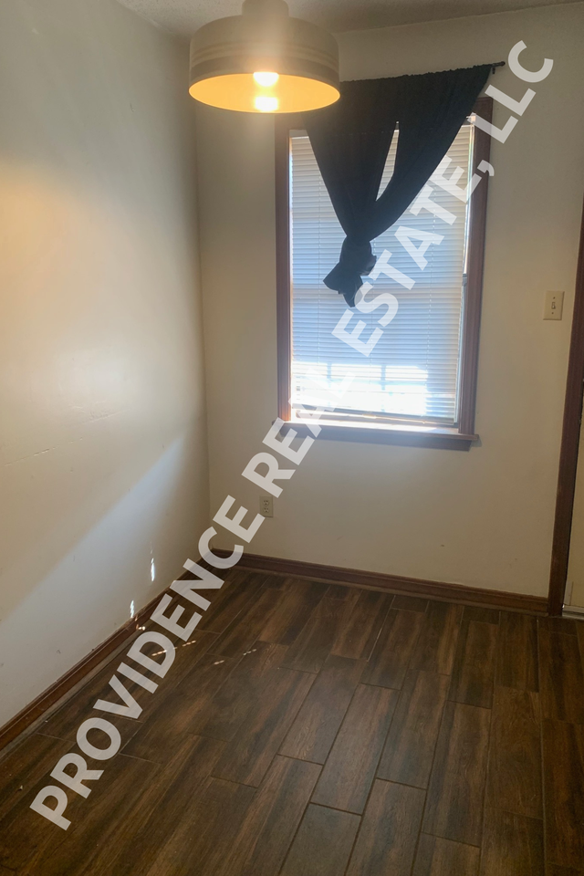 1000 Sybil Dr #1 - Photo 6 of 9