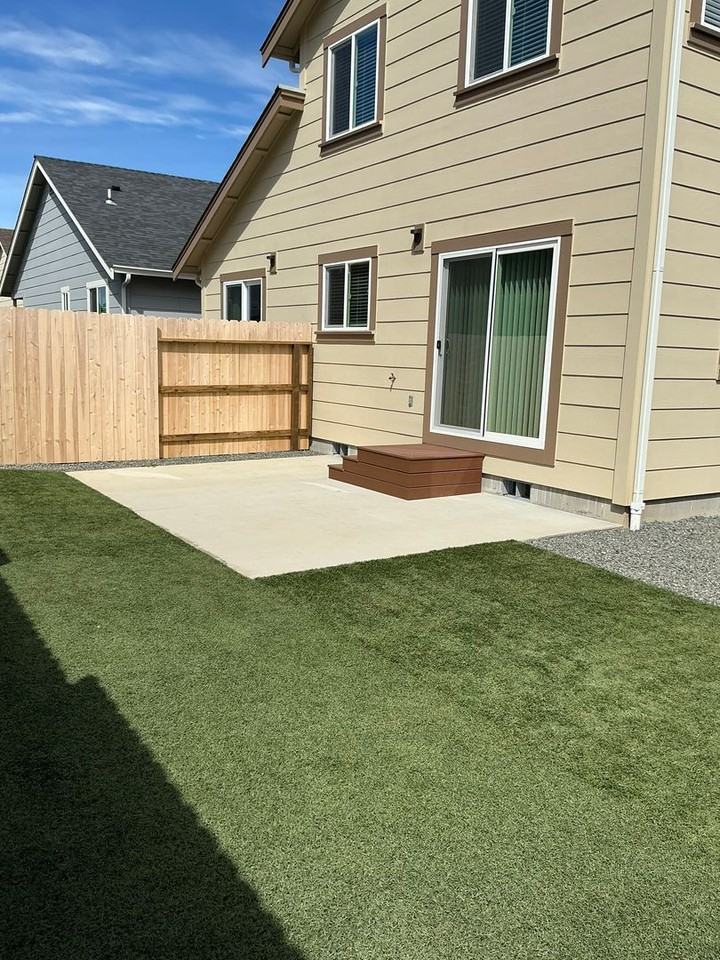 1336 Washington Ct - Photo 4 of 50