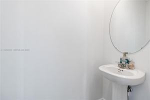 featured image of 760 Southeast 13th Court