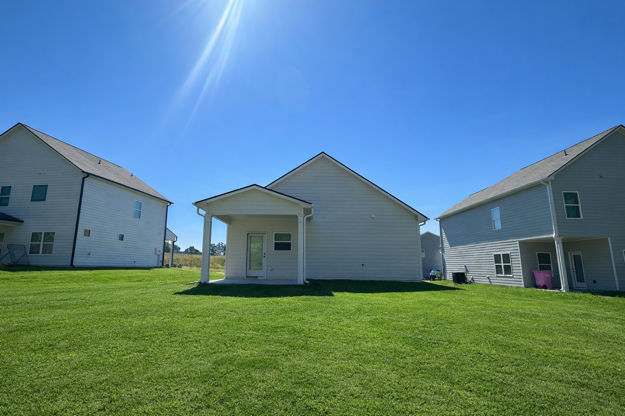 184 Fair Oak Ln #1 - Photo 2 of 37