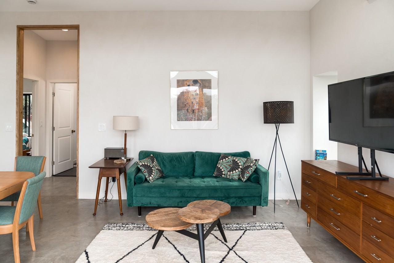 4247 58th St #1 - Photo 3 of 28