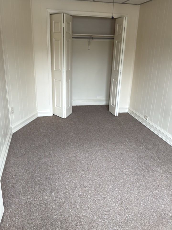 208 W 28th StUnit 2 #2 - Photo 6 of 9