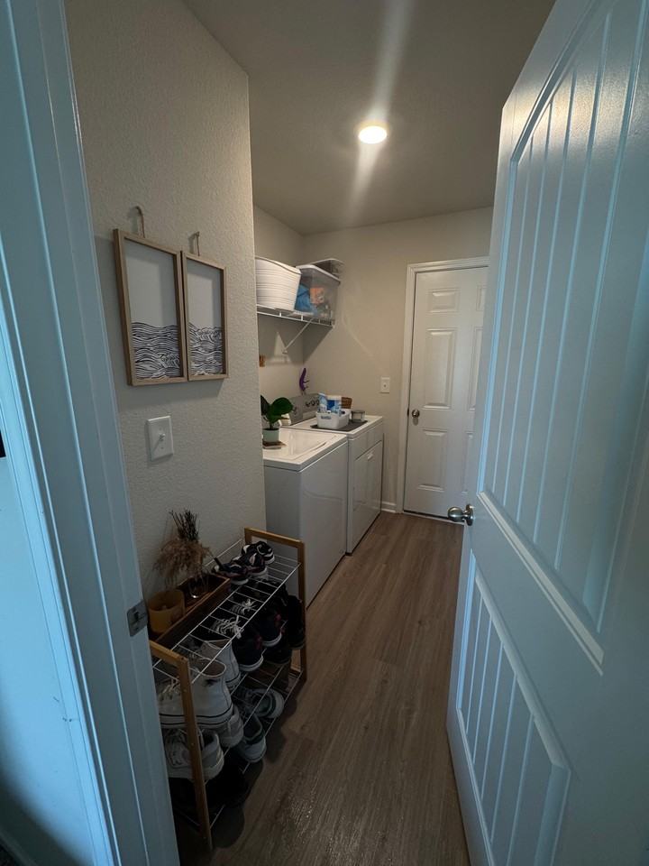 131 Barnsley Road - Photo 3 of 9