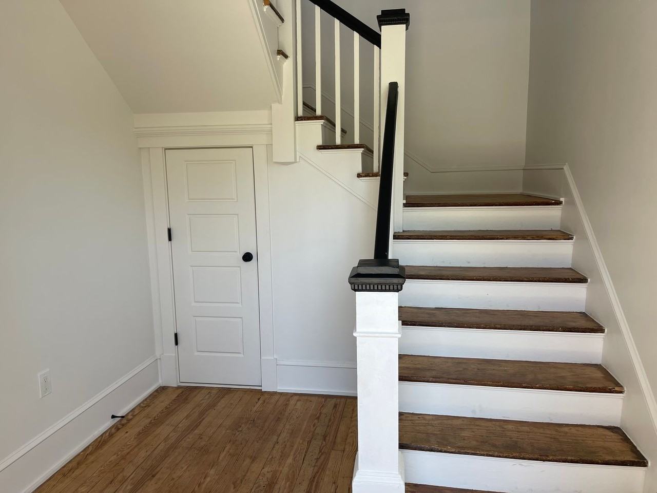 E Anderson St - Photo 3 of 18