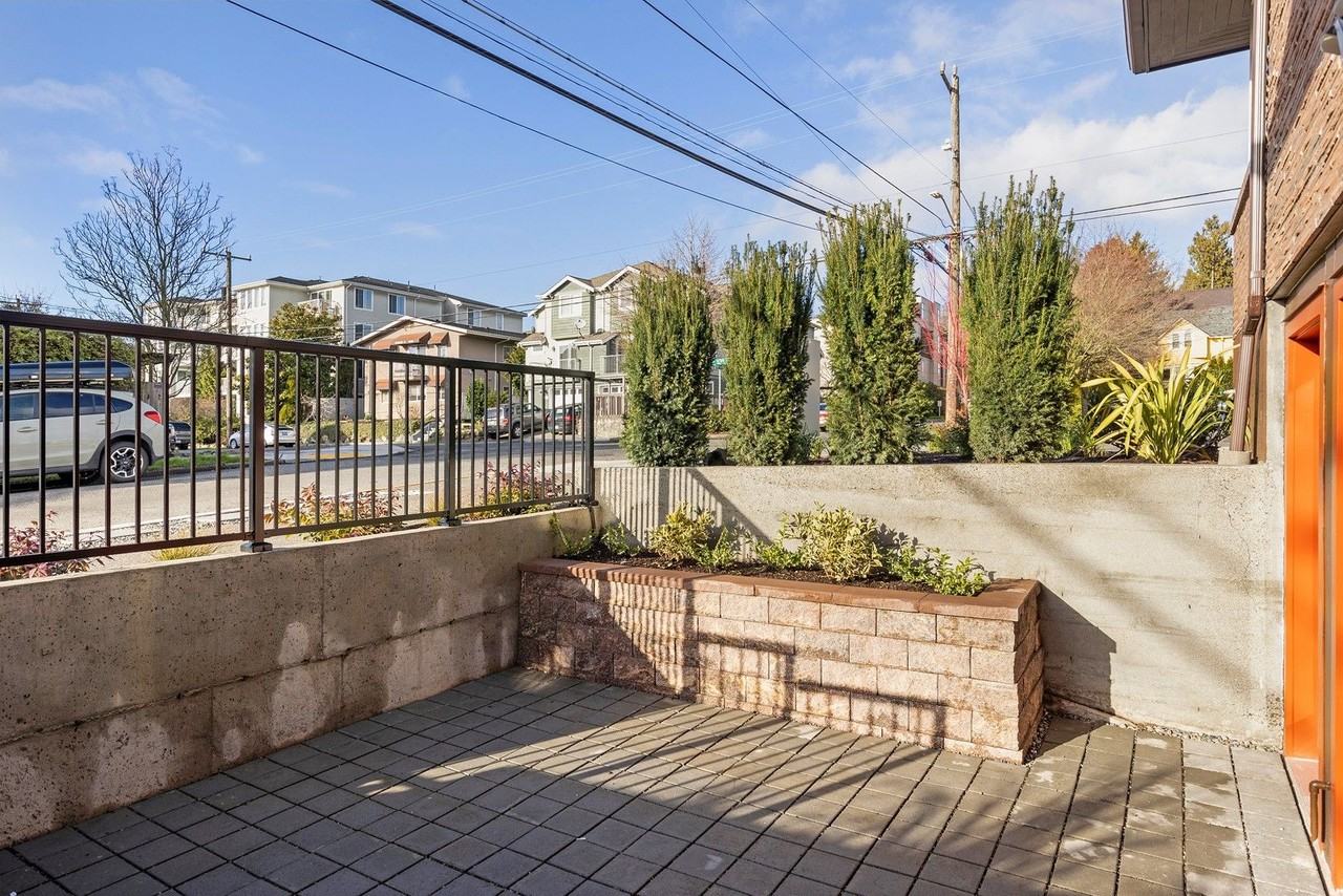 5822 26th Ave Nw - Photo 6 of 32