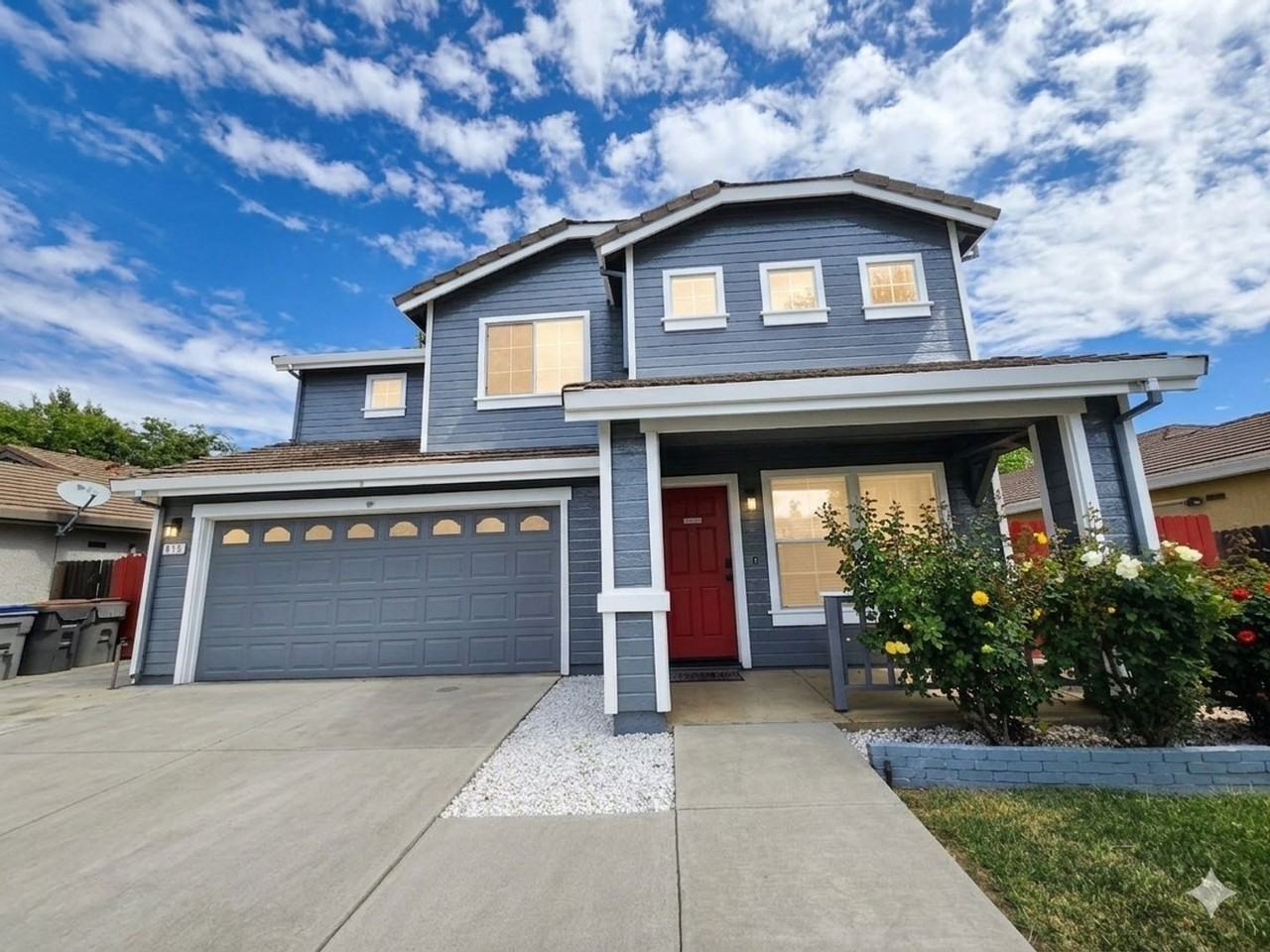 875 Farnham Ave - Photo 2 of 29