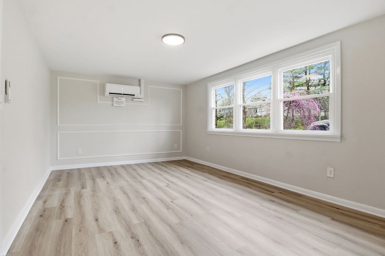 234 Hartley Rd - Photo 3 of 47